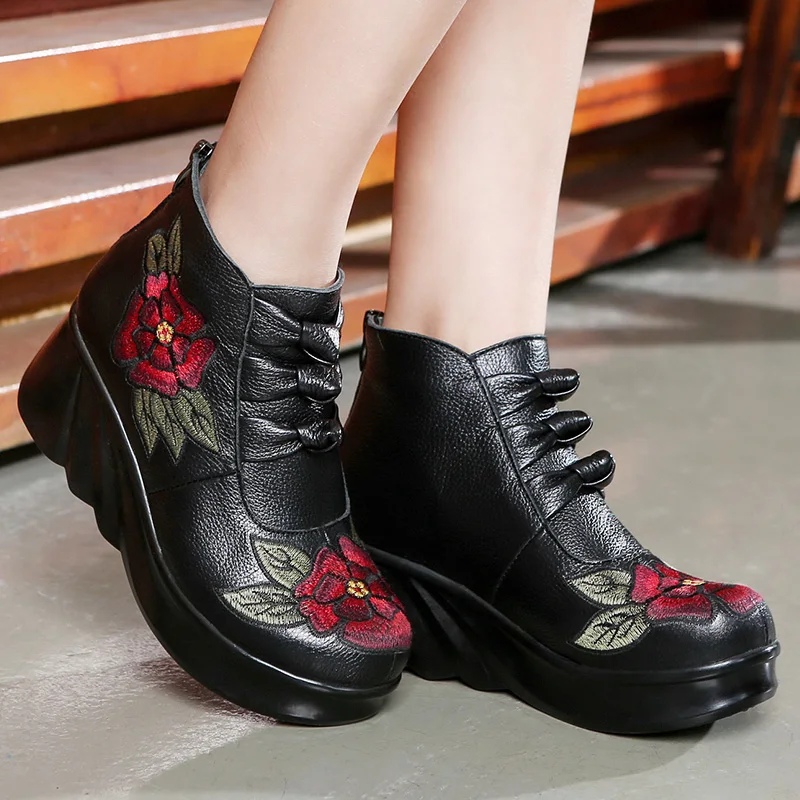 Женские этнические ботинки из натуральной кожи на танкетке 6 см