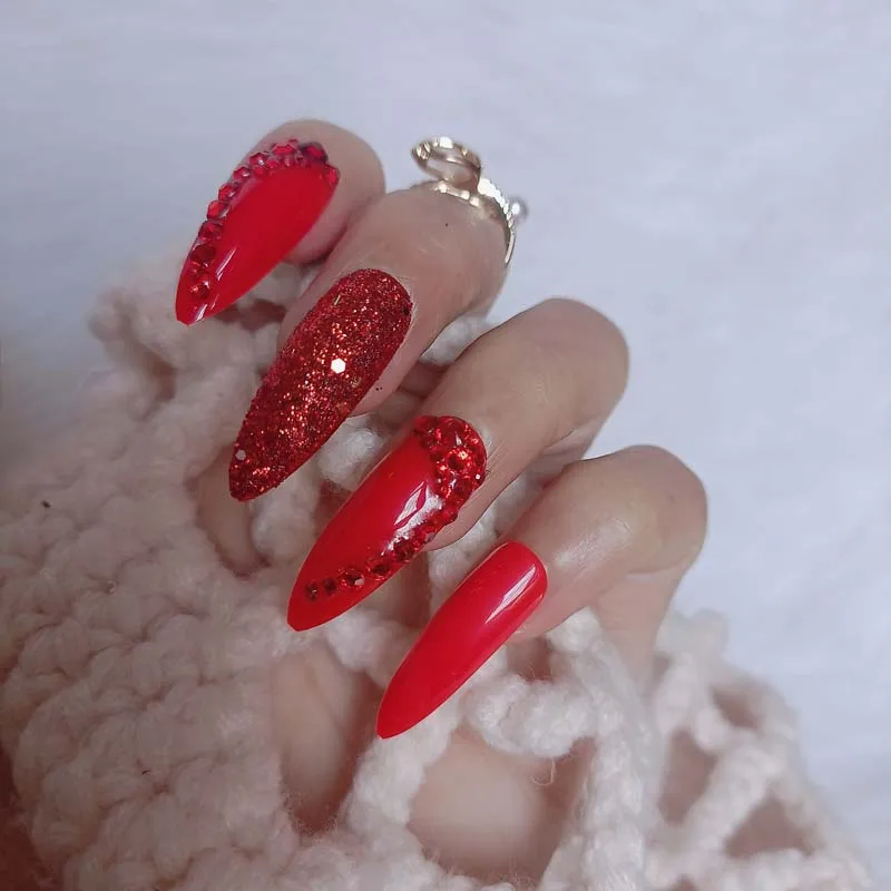 Extra long pointed oval fake nails slim art salon nail crystal diamond Red |