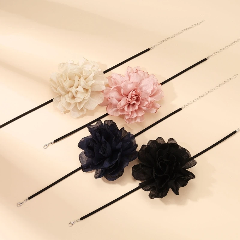 

Flower Necklace 3D Collar Necklace Exaggerated Big Flower Clavicle Chain Jewelry 264E