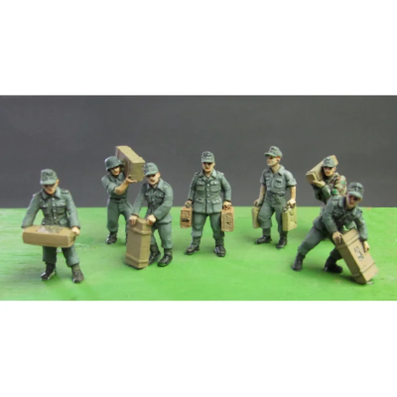 1/72 Resin Soldier Die-Cast Model Kit Germans Loading Boxes 7 Person Unassembled Uncolored Free Shipping