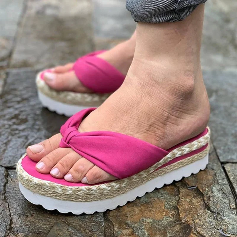 

Women's Platform Cross Band Slides Summer Causal Sandals Woman Soft PU Leather Flat Shoes Plus Size 35-43 Female Slippers