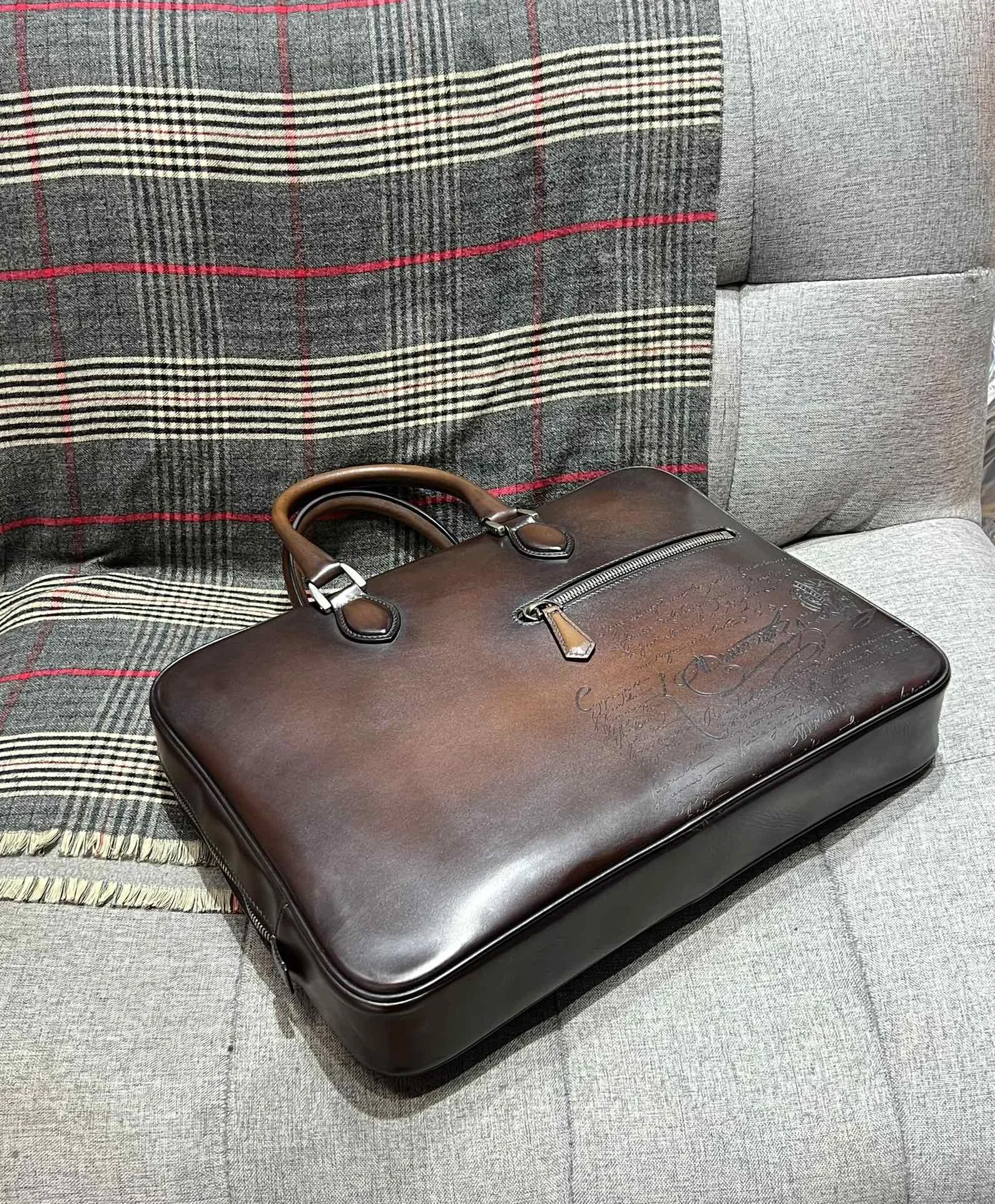 Luxury Retro Leather Men Briefcases  Handbags Male Business Crossbody Bag Classic Office Laptop Bags