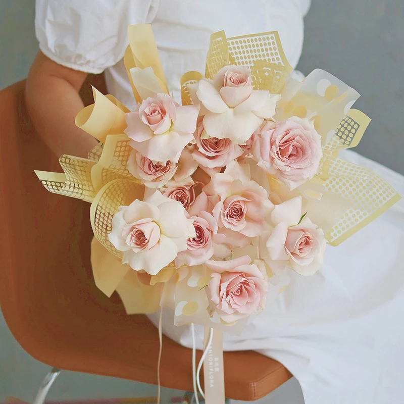 

20pcs New Opp Waterproof Flower Wrapping Paper Polka Dot Flower Bouquet Wrapping Paper Floral Rose Wrapping Paper Material