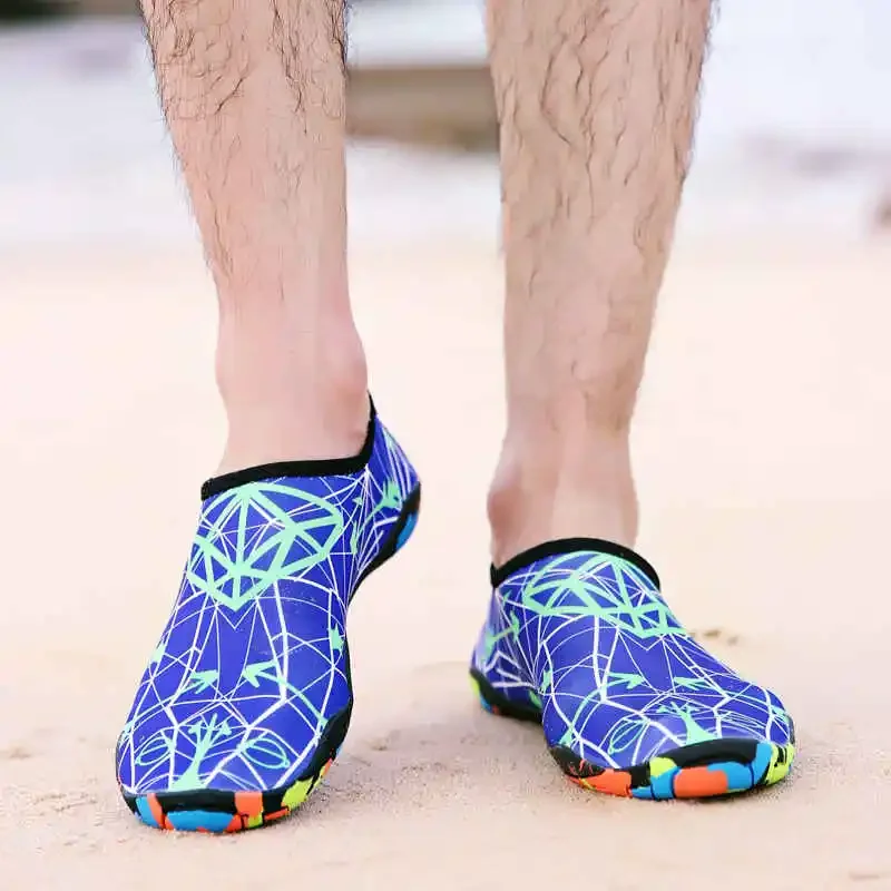 

Нескользящие мужские сандалии для тенниса, дизайнерские Роскошные брендовые пляжные тапочки, роскошная дизайнерская кожаная обувь для тренировок, лето 2023