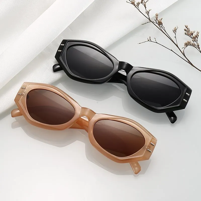 

Солнечные очки в винтажном стиле UV400 для мужчин и женщин