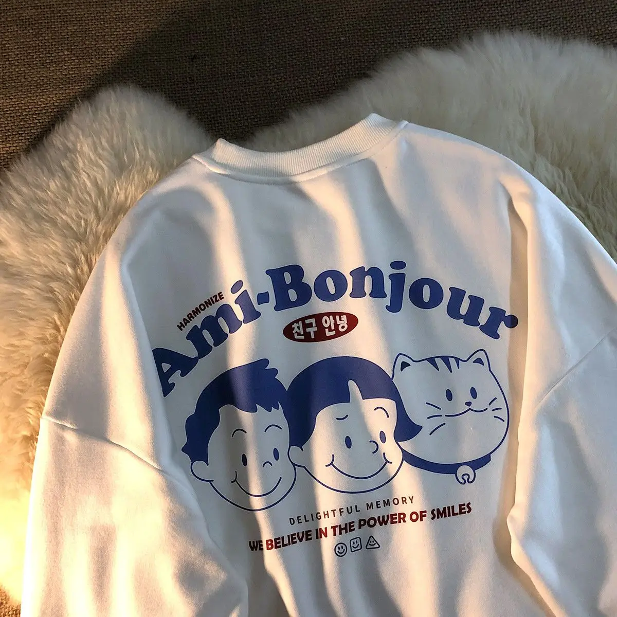 Рисунок 5 - Свитшот с круглым вырезом для мужчин и женщин