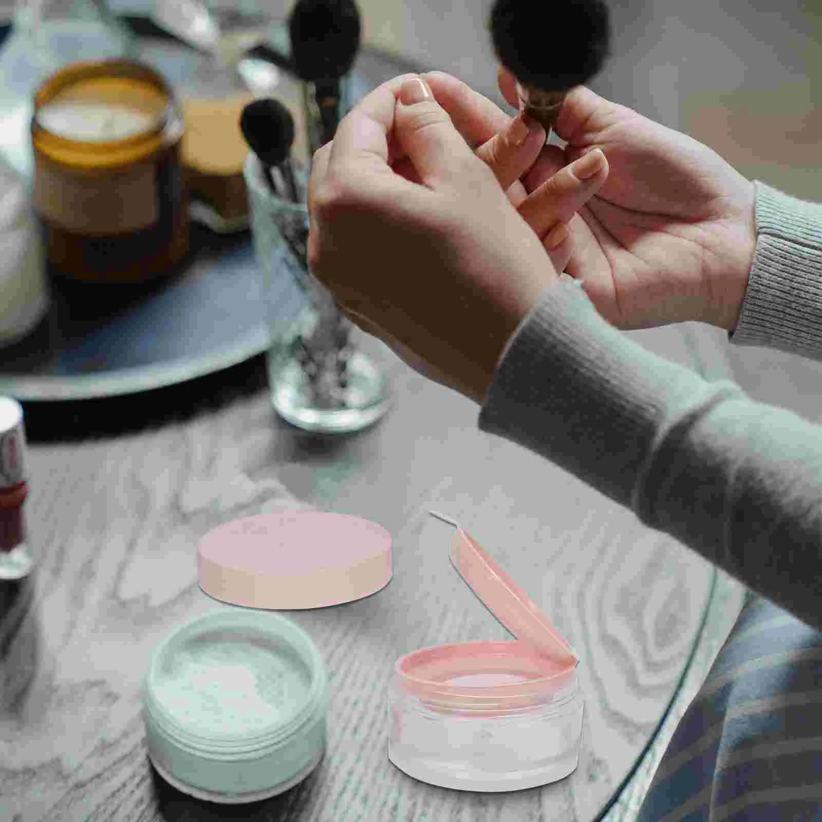

2Pcs Make- Up Loose Powder Box Face Powder Makeup Jar Empty Refillable Powder Box Body Powder Container