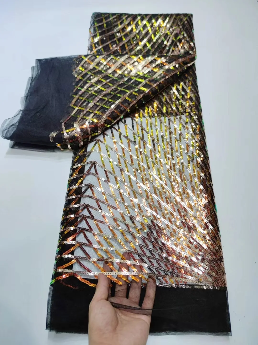 

African Lace Fabric 2023 Sequins Embroidery Nigerian Lace Bridal High Quality French Tulle Lace Fabric for Wedding 5 Yards Y5496