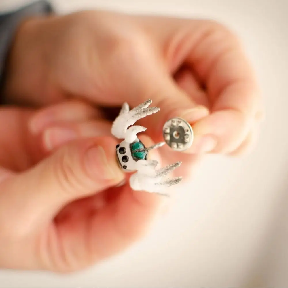 Хэллоуин Паук Булавки Брошь Сплав Сумочка Аксессуары Прыгающий Серый Цвет