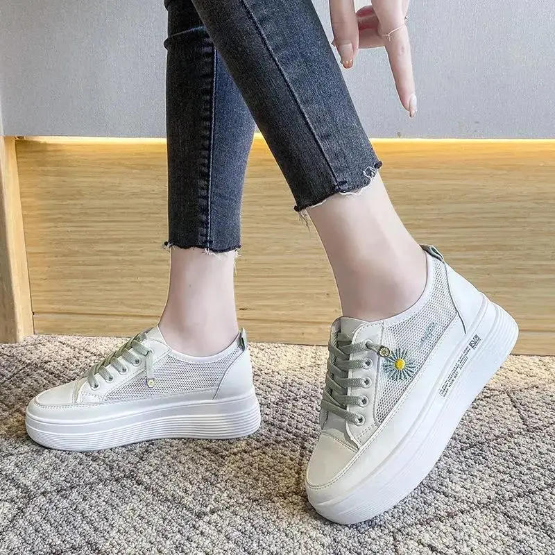 2023 spring new board shoes breathable mesh women's shoes casual shoes