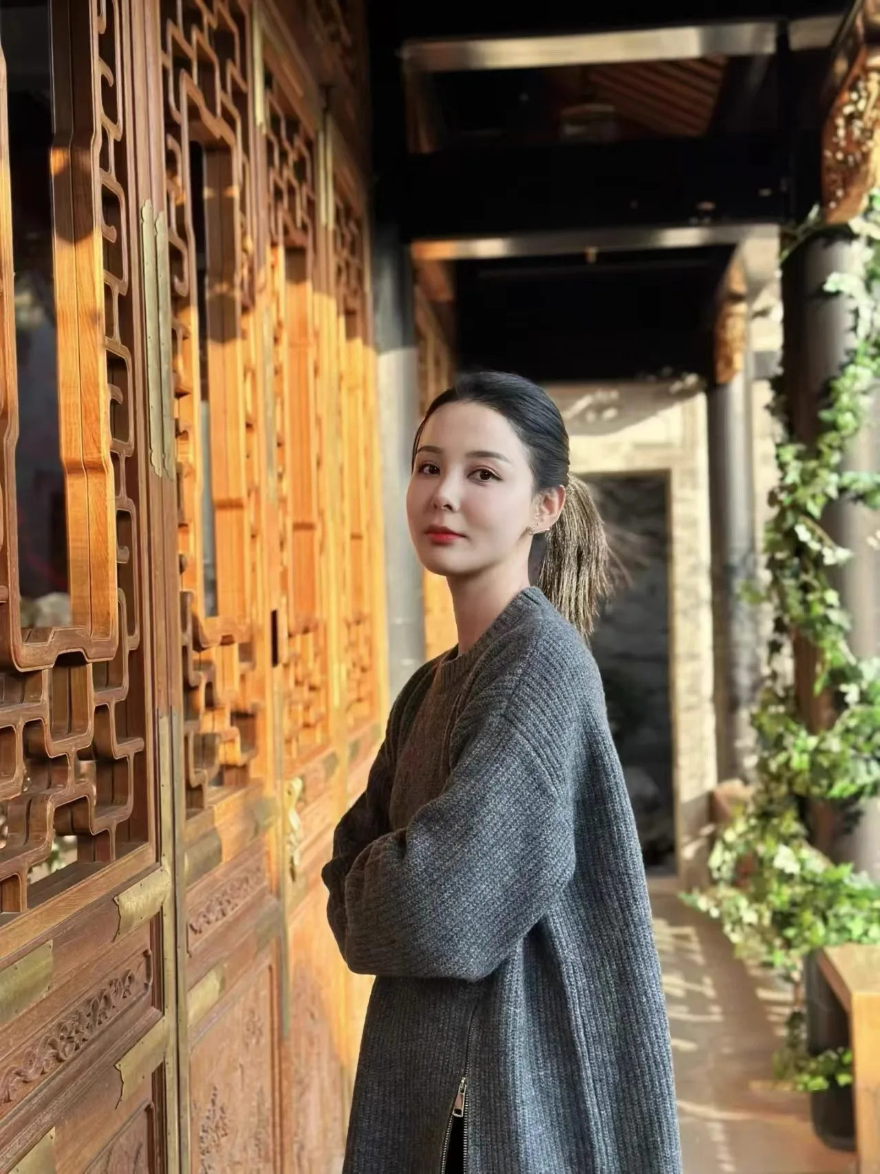 Осень/зима 2023 новый 100% кашемировый трикотаж с круглым вырезом женский свободный