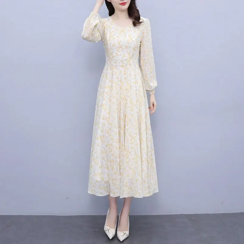 

Женское шифоновое платье с длинным рукавом, повседневное свободное винтажное платье с цветочным принтом в богемном стиле, модель Q406 на весн...