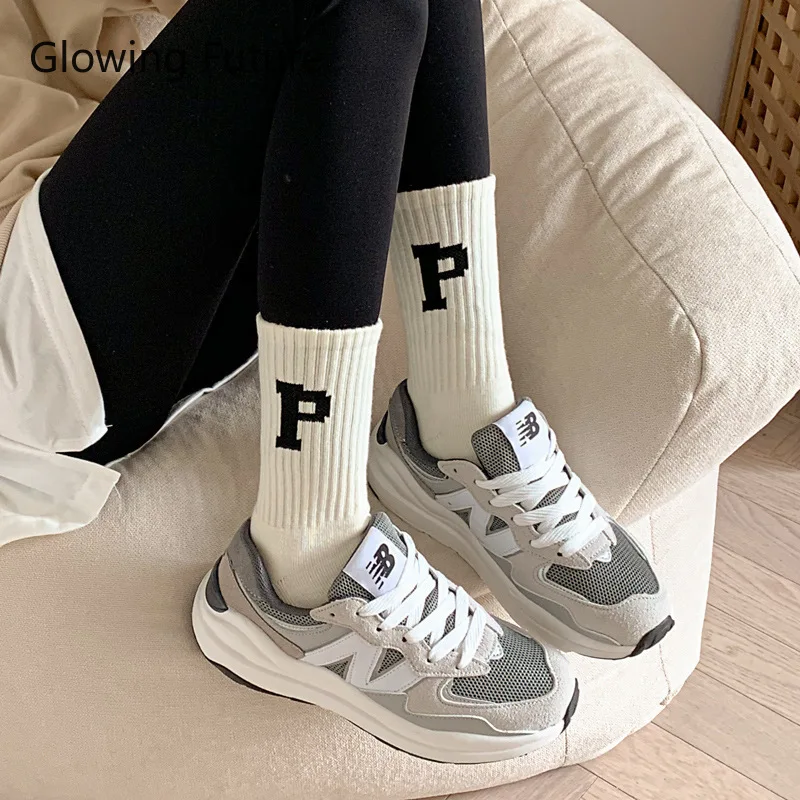 

New Fashion Letter Cotton Socks Woman Harajuku Kawaii Breathable Sweat Female Sports Socks Korean Style Middle Tube Casual Sox