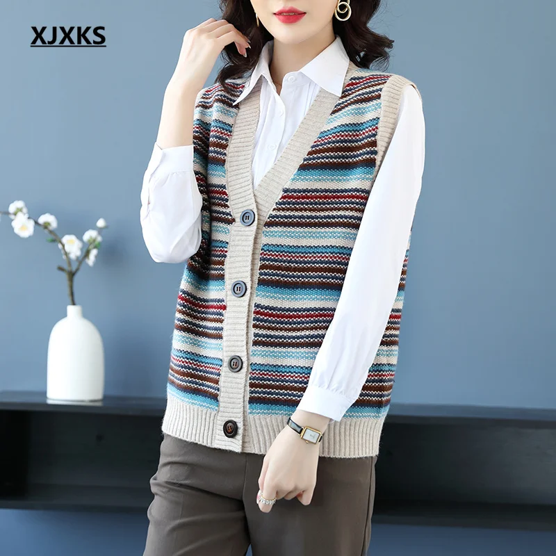 

XJXKS Модный женский свитер с V-образным вырезом без рукавов Новинка весна-осень 2022 шерстяной вязаный кардиган женский жилет