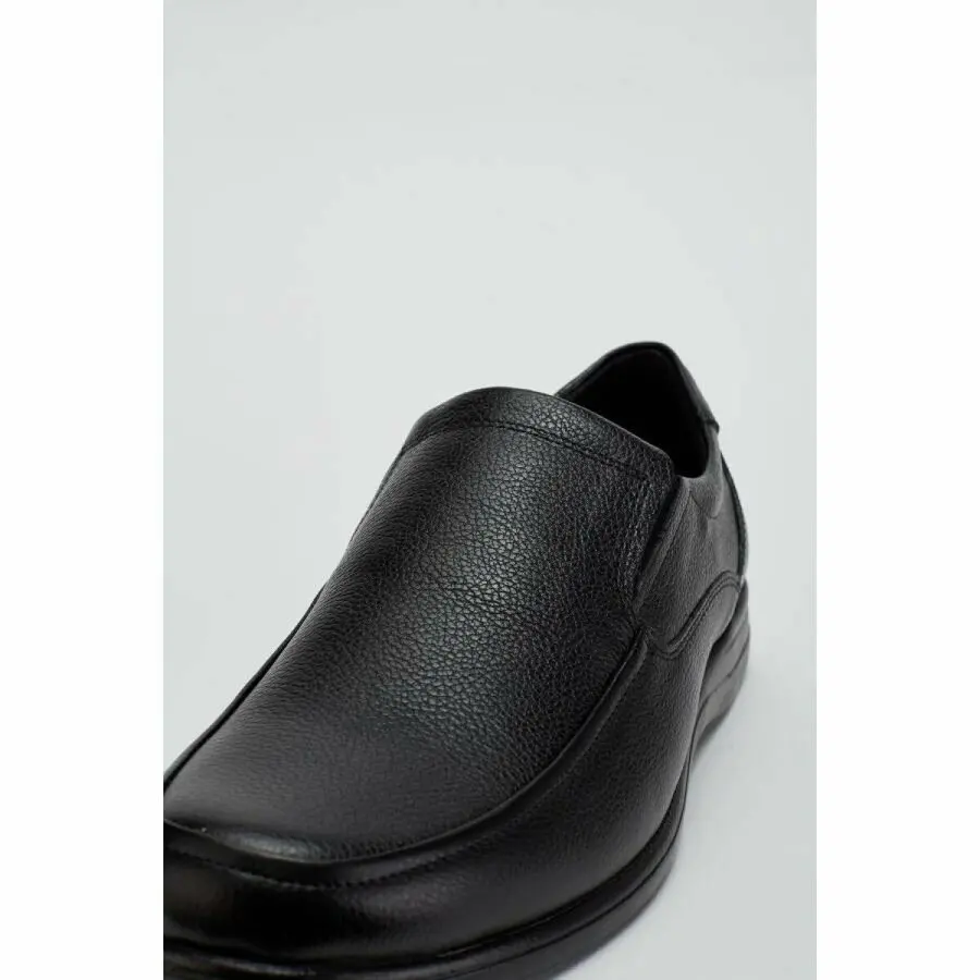 

Men Casual Shoes