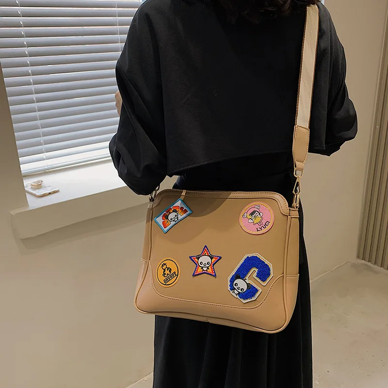 Women Leather Fashion Shoulder Bags New Wide Shoulder Strap Messenger Bag Large Capacity Commuter Tote Satchel Casual Versatile