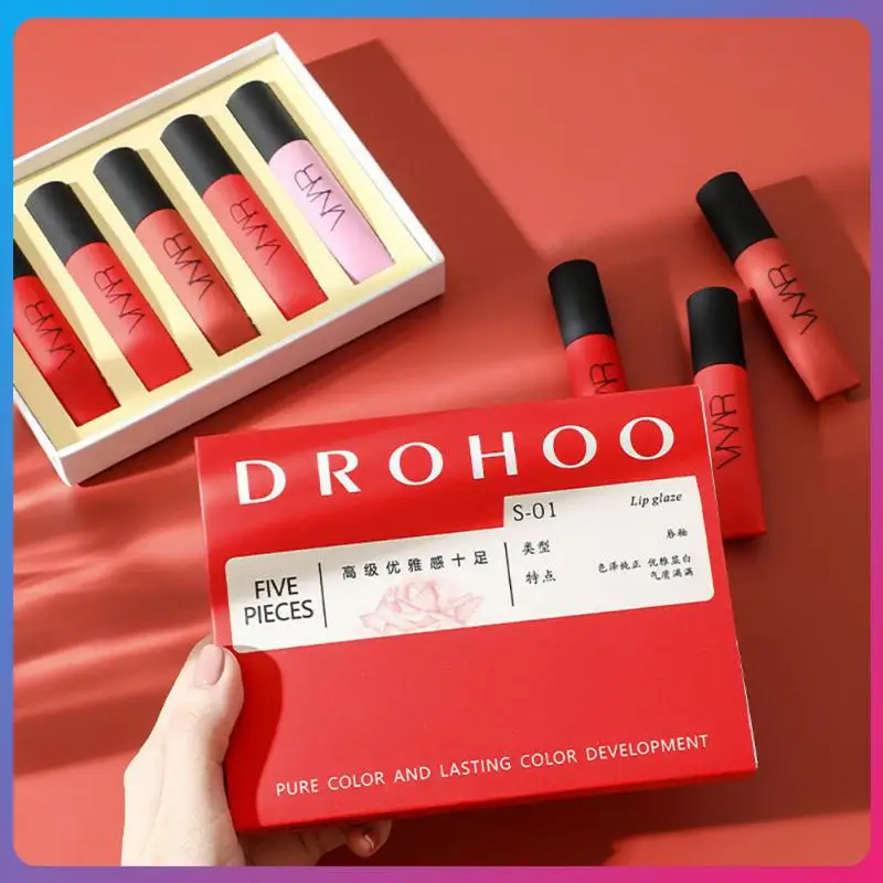 

Блеск для Губ Бархатный матовый водостойкий с антипригарным покрытием, 5 цветов