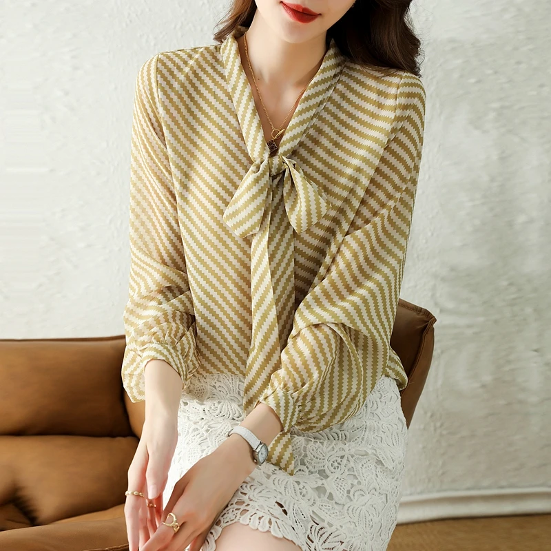 

Autumn Women's Long Sleeved V-neck Vintage Lantern Sleeves Bowtie Stripe Spliced Commuter Chiffon Shirt Blusas Mujer Tops A238