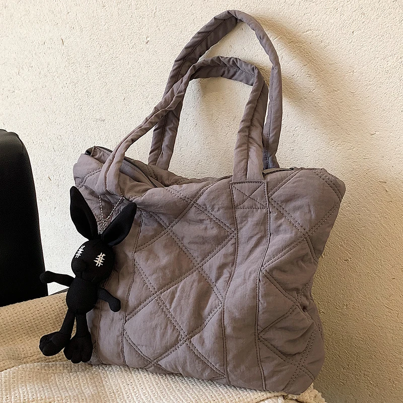 

2022 зимние брендовые стеганые мягкие сумки с короткими ручками, роскошные большие женские сумки, женские мягкие теплые сумки на плечо с подв...
