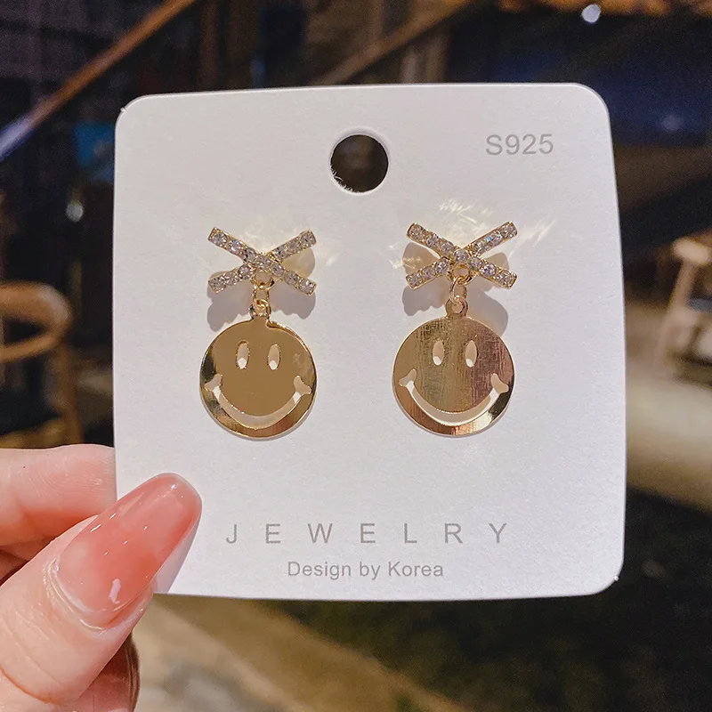 

925 Silver Needle Dongdaemnet Red ins Spring Smiling Face Earrings New Personality Brand Fashion Versatile Earrings