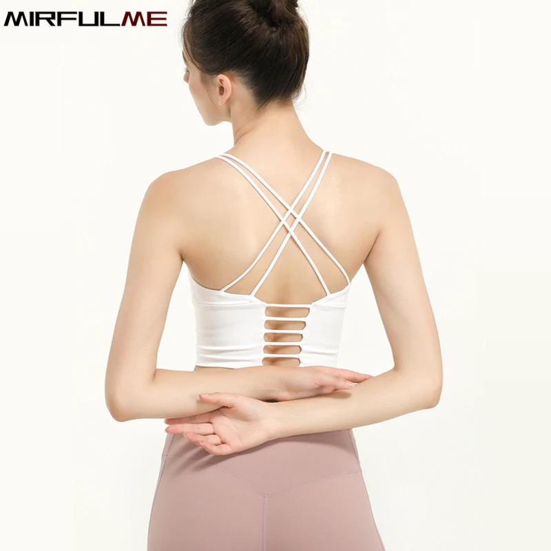 Женские спортивные бюстгальтеры с эффектом пуш-ап