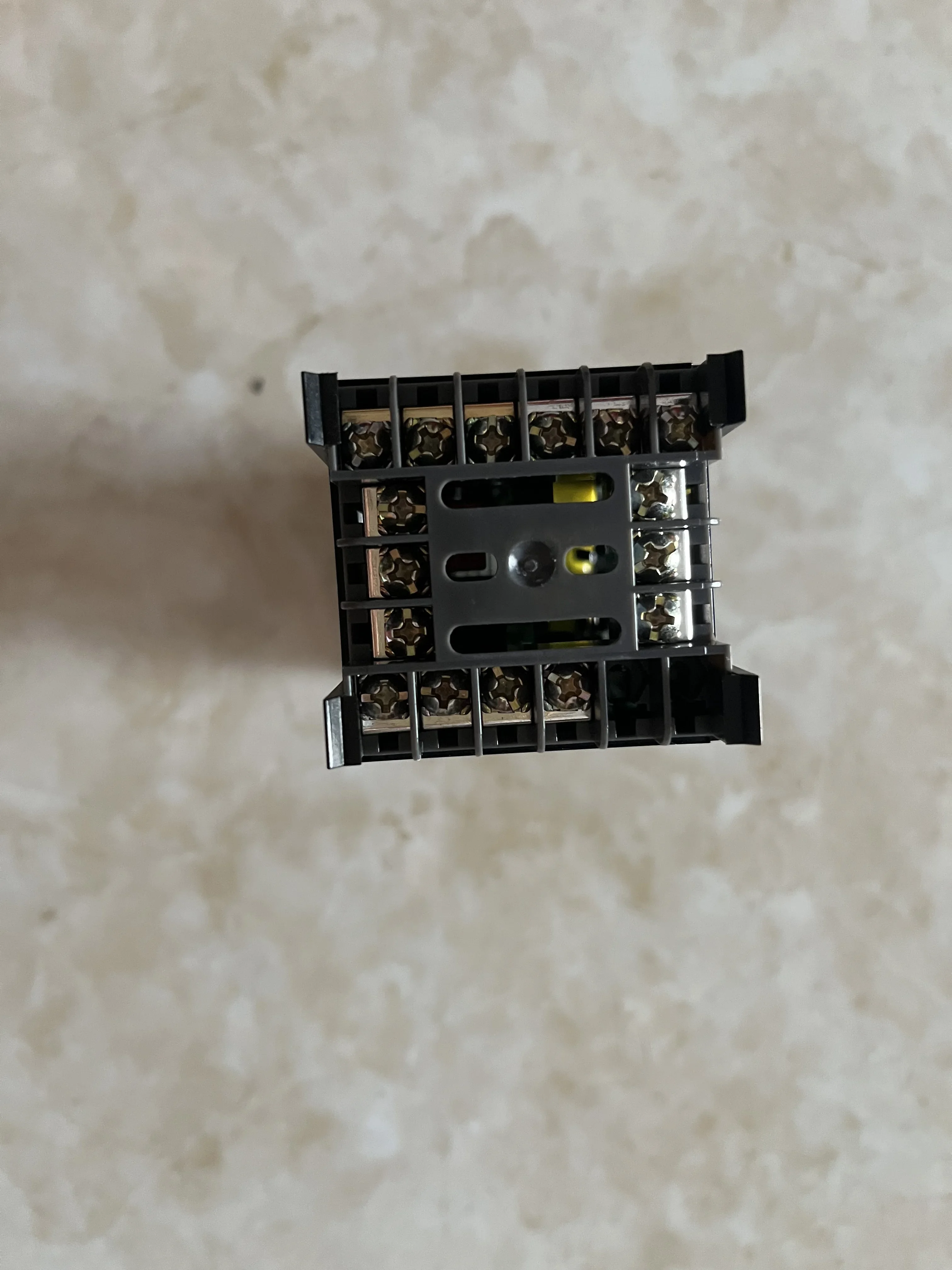 Британский термостат серии WEST P6100 2710002 P6100-