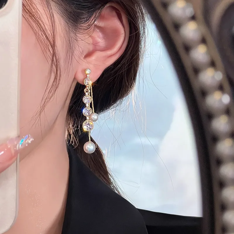 Korean Fashion Retro Two Ways to Wear Full Zircon Pearl Tassel Delicate Elegant Ladies Earrings Birthday Gift Luxury Wholesale