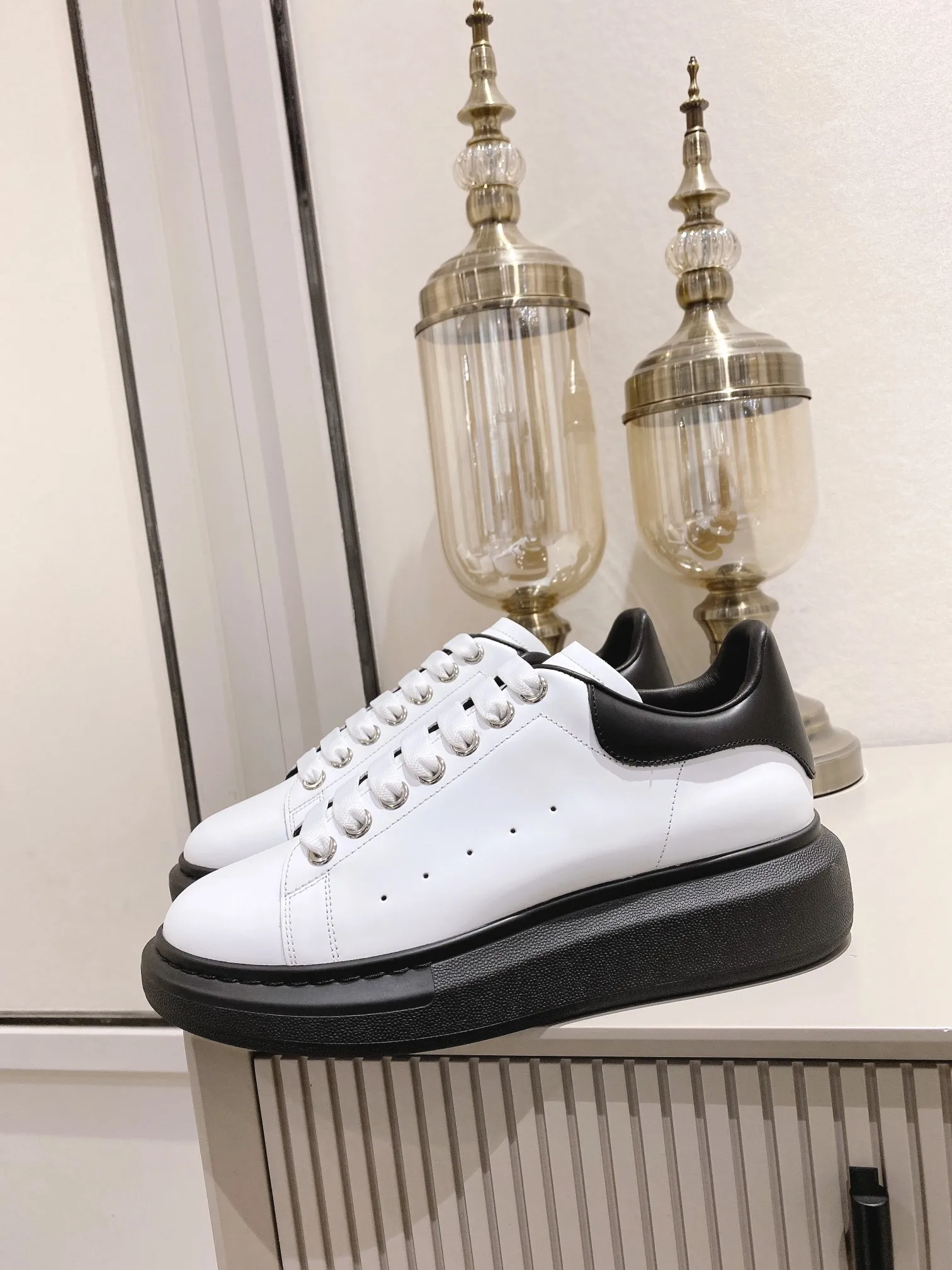 

2023 Luxury Shoes Summer Fashion A Brand Patchwork Platform Sneakers Sports Men Women Zapatillas Designer Couples White Shoes