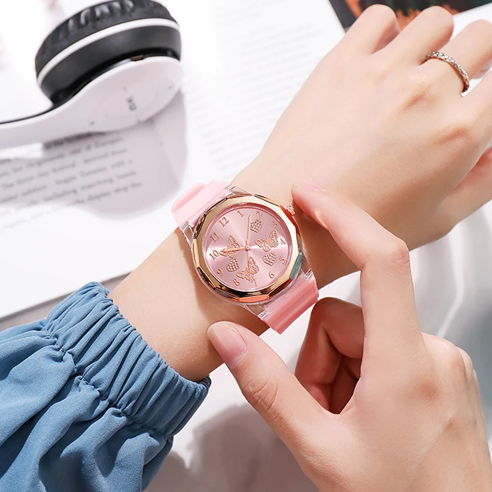 

Rose Gold Watch Butterfy and Heart Wristwatch Silicone Belt Watch for Daily Life Unique Design Wrist Watch for Most Occasions H9