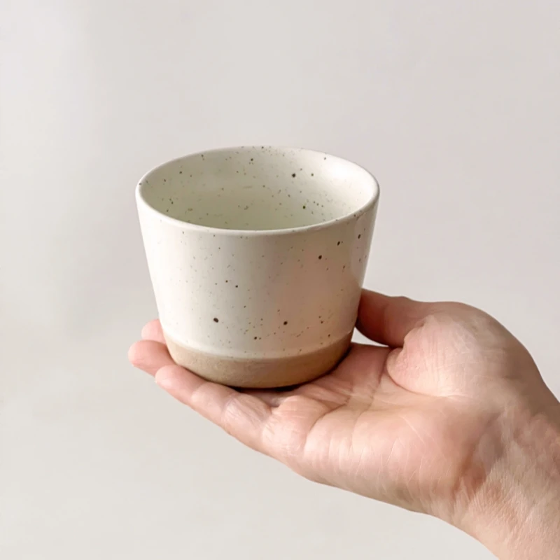 

Керамическая чашка для чая