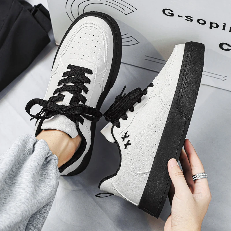 

2023 Spring New Breathable Lace-up Shallow Mouth Comfortable Hard-Wearing Sneakers Fashion Trend Solid Flat Men's Casual Shoes
