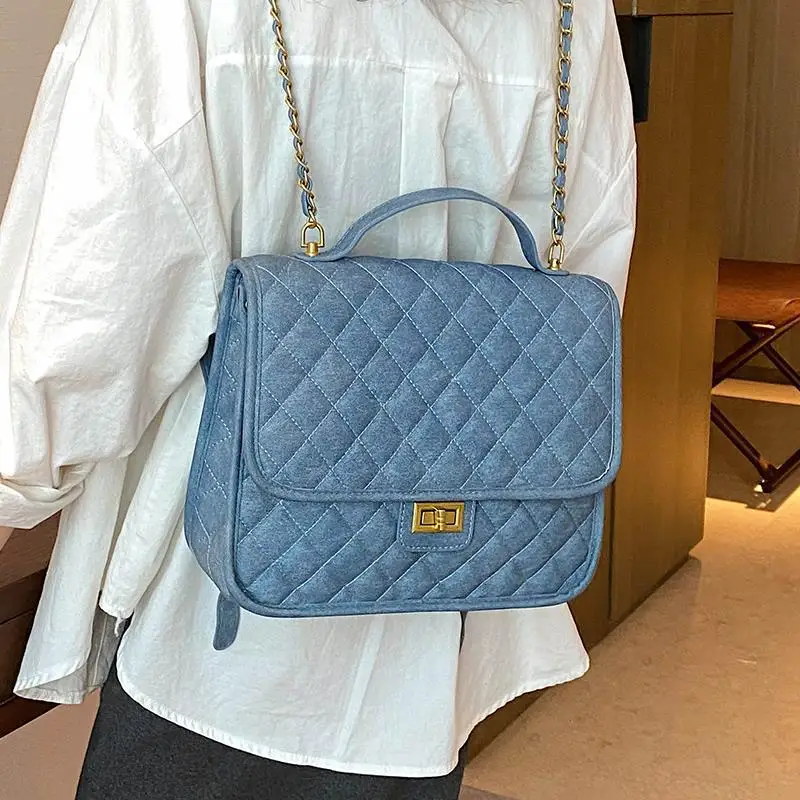 Exquisite and Multifunctional Retro Portable Backpack New Fashionable Texture Chain Backpack Multi-color Westernized Travel Bag