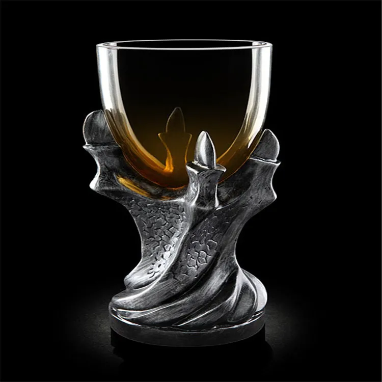 

Creative 3D original one-hand claw glass goblet personalized skull claw whiskey beer foreign wine glass trendy wine glass