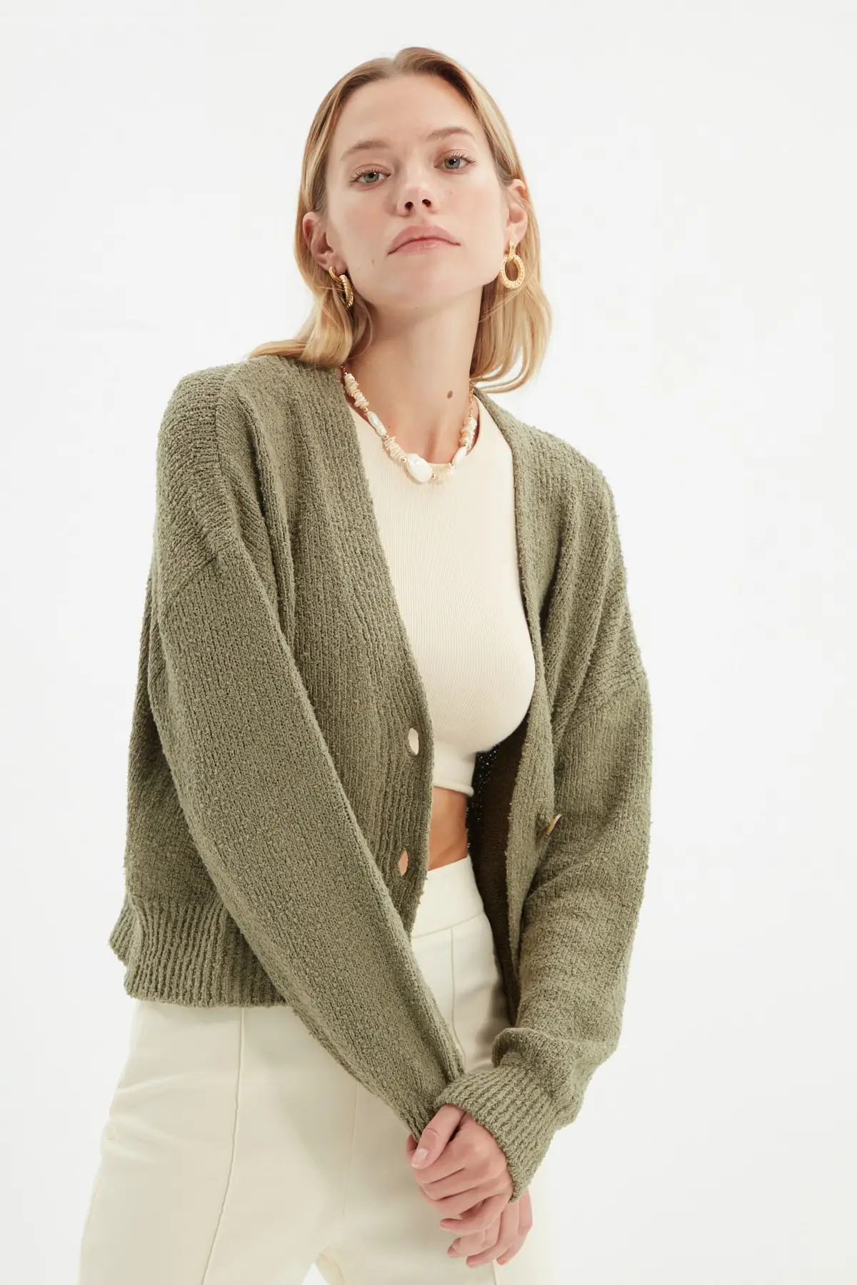 

Trendyol Button Detail Knitwear Cardigan TWOAW22HI1174