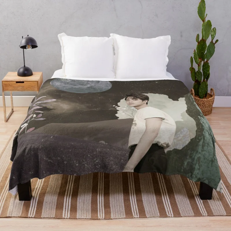 

Collage Moonbin ASTRO Throw Blanket Decorative Sofa Blanket Throw Blanket Fur Crochet Blankets