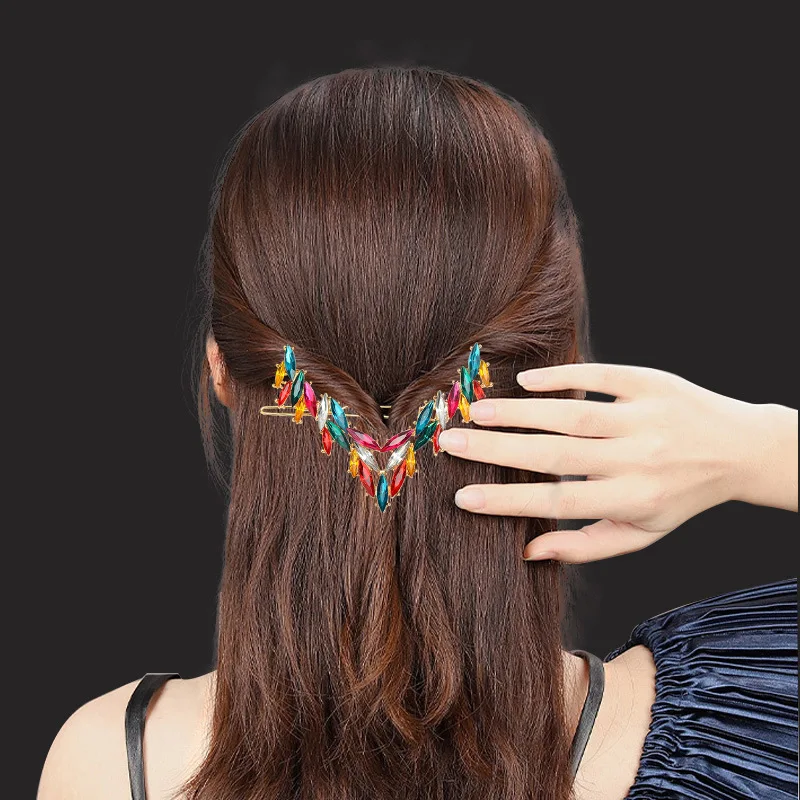 

New v-shaped blue crystal hair clip angel wings rhinestone top clip edge clip temperament women fashion hair accessories