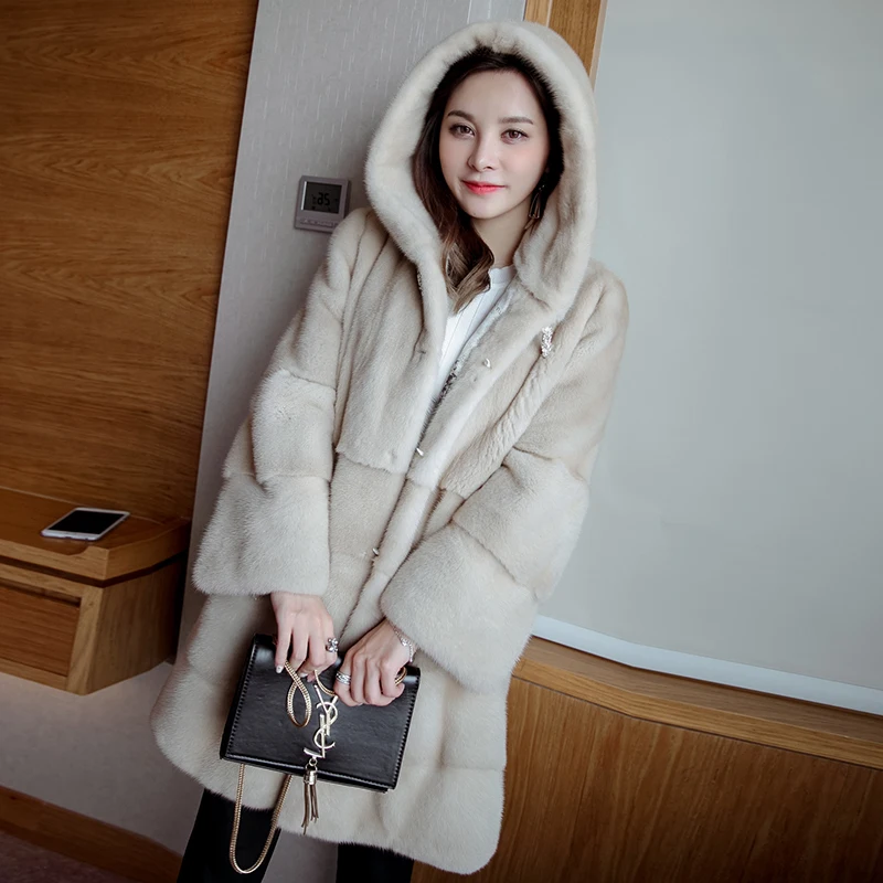 

winter new mink coat 2023 female models the mink band cap in the long section of imported mink Haining fur coat female
