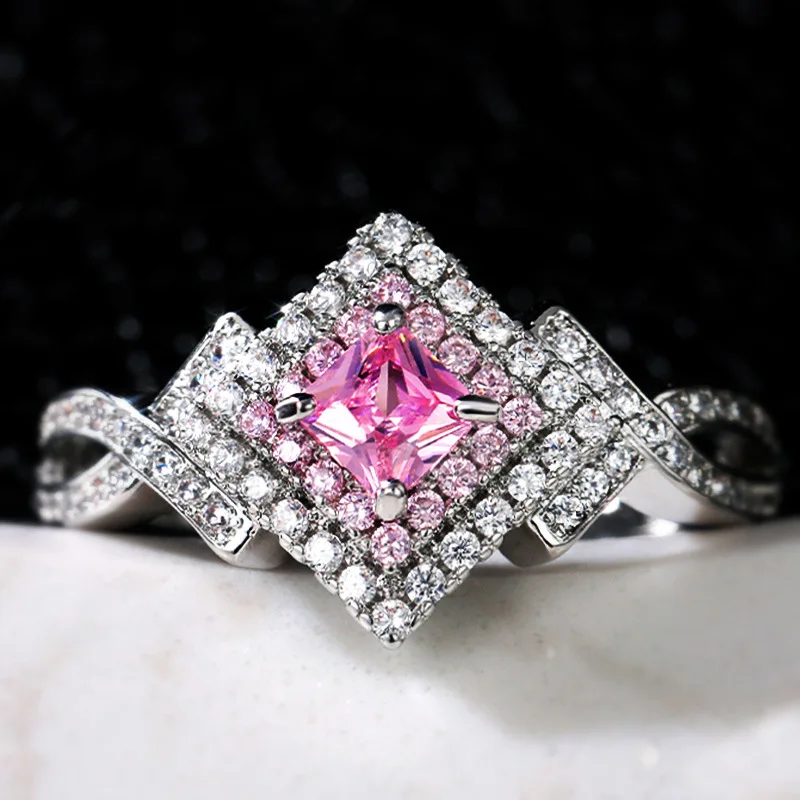 

New Cute Delicate Silver Plated Pink Crystal Princess Rings For Women Shine CZ Stone Inlay Fashion Jewelry Wedding Party Gift