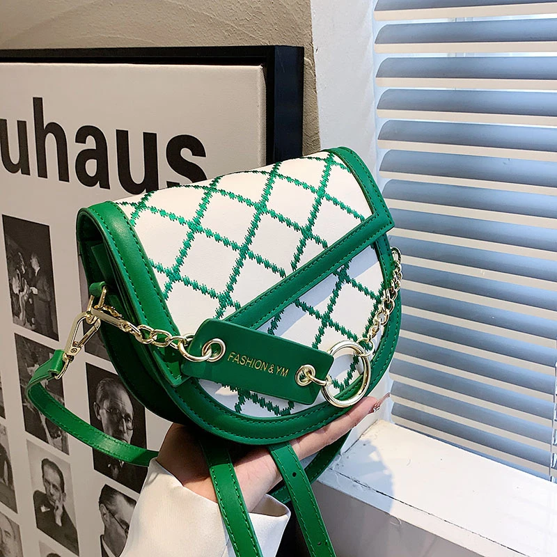 

2022 Luxury Lingge Embroidery Thread Saddle Bag Shoulder Bags for Women PU Crossbody Bag Designer Chain Handbag and Purse Female