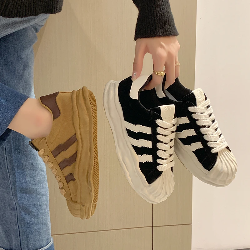 2023 New Fashion Women's Thick Sports Shoes High Platform Breathable Casual Elevated White Shoes Women's Vulcanized Shoes