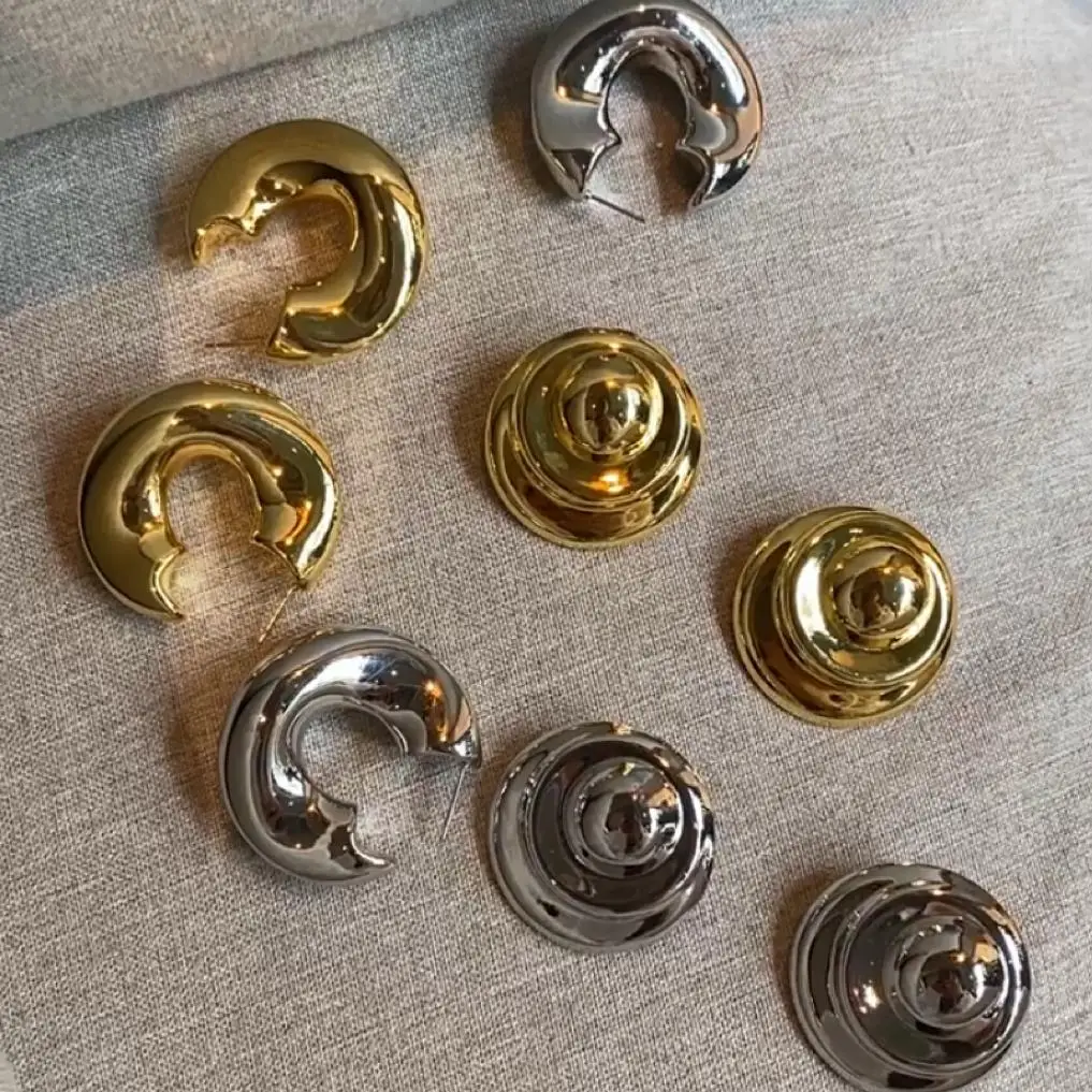 European and American Retro Exaggerated Temperament Cold Sle Brass Gold Plated Personali Sexy Design Metal Large Ea...