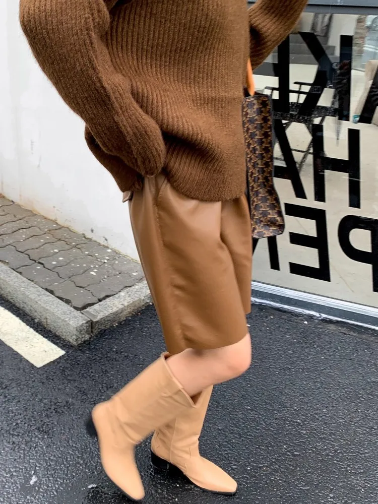 Минималистичные кожаные шорты женские осенне-зимние новые универсальные