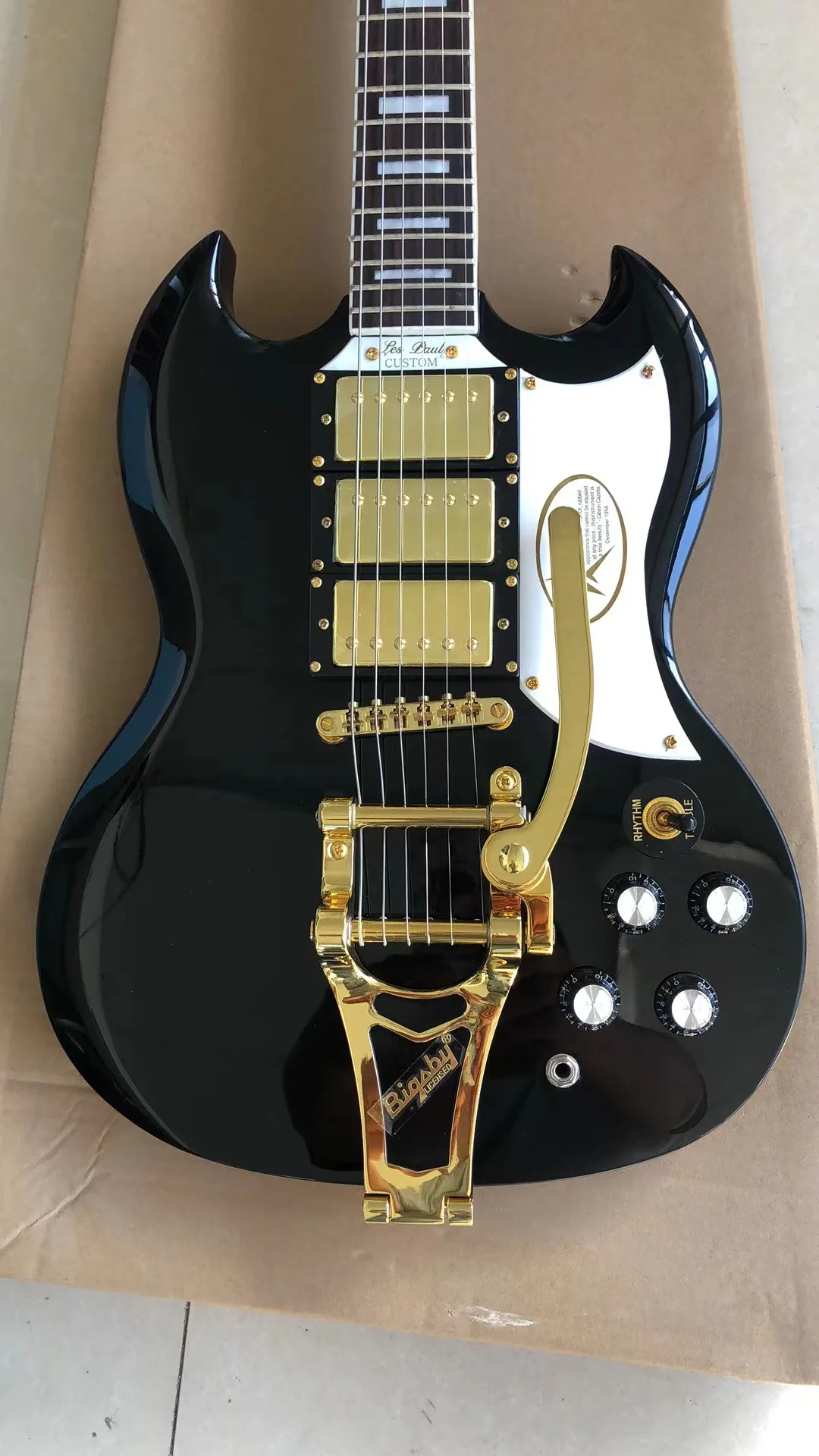 

Ome Electric Guitar Gold Hardware Mahogany Body