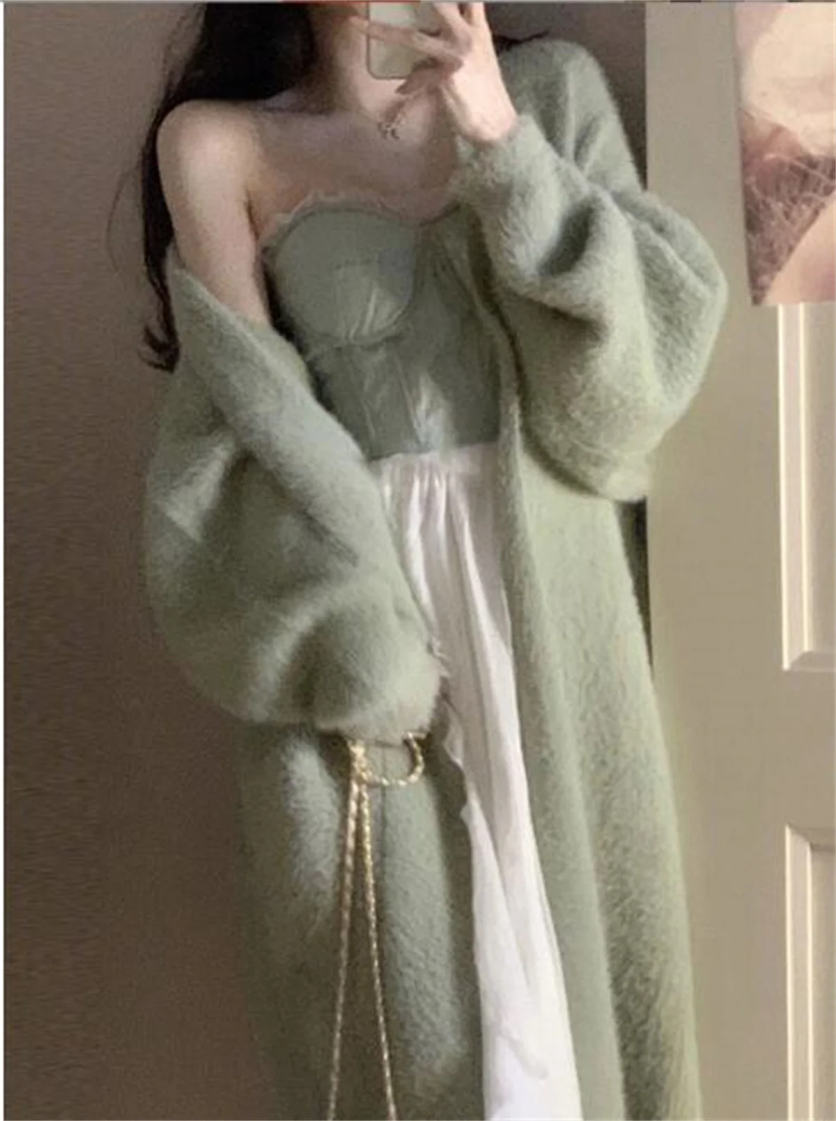 Женский вязаный длинный кардиган