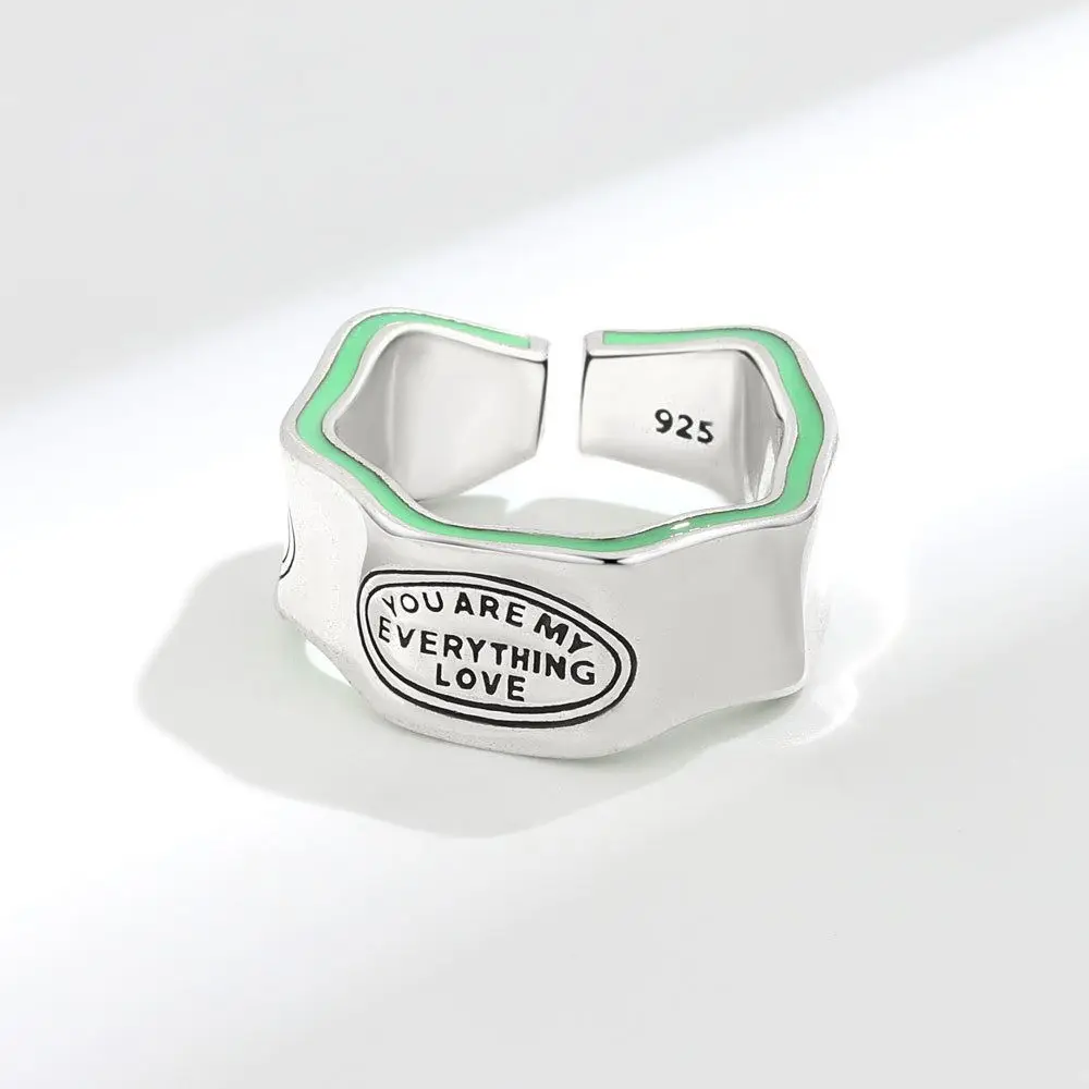 Подарок для девушки кольцо на палец в зеленую полоску волнистый узор нишевый