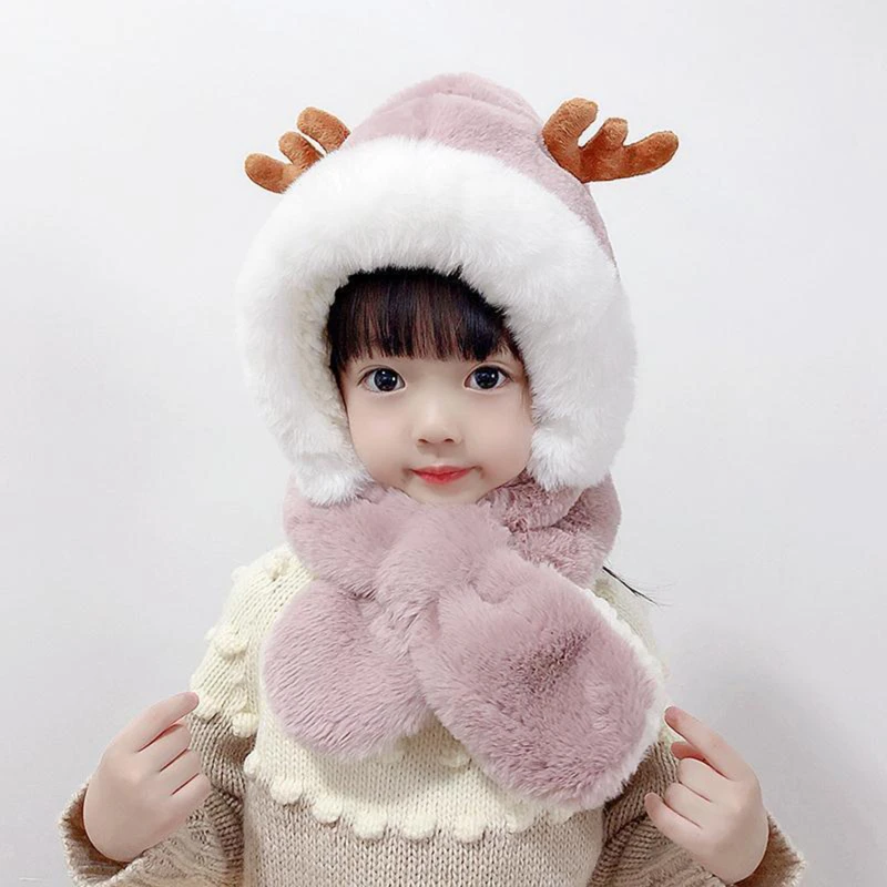 

Warm Children's Antlers Hat and Scarf Two-piece Set for Boys and Girls In Winter Thickened Warm Baby's Plush Windproof Ear Cap