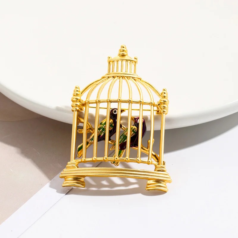 

Vintage Court Style Birdcage Brooch Enamel Drop Glaze Alloy Bird Cage Animal Pins Creative Vintage Corsage Accessories Pins