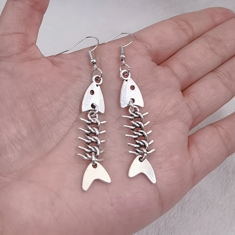 Серьги в виде рыбы для подростков украшения девочек мини-серьги маленькая