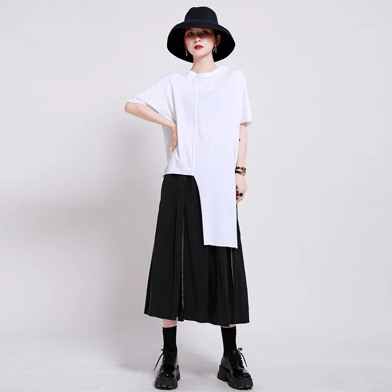 

[ZhongChuang Rizhen] 2023 summer irregular T-shirt summer new slit loose casual beveled short sleeve T-shirt women