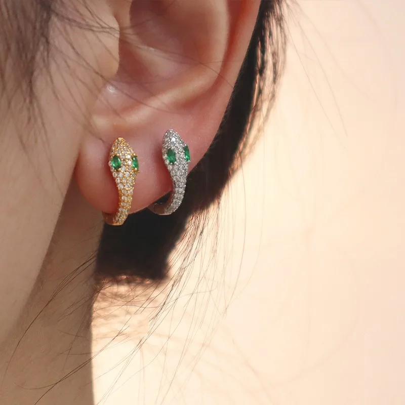 Snake Sleeper Hoops Earrings for Woman Cubic Zirconia Sparkling Snake Huggie Earing Brass Copper Jewelry Serpiente pendientes